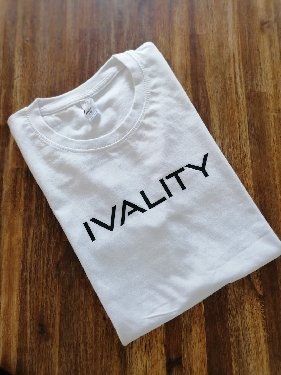 IVALITY T-Shirt - Aus 100% hochwertiger Baumwolle